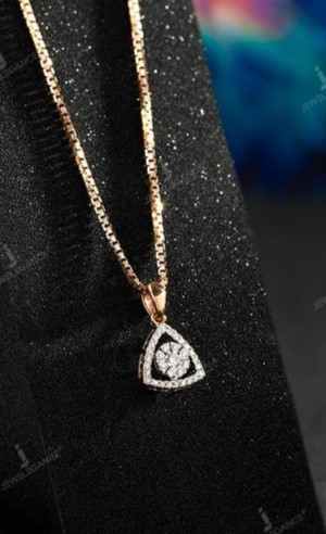 Daily wear diamond pendants